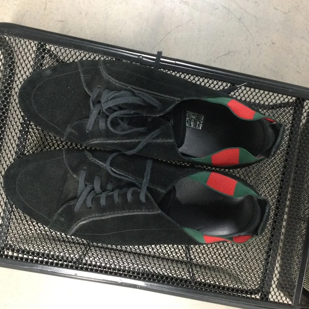 Gucci Black Suede Slip-On Loafers with Green and Red Heel Stripe